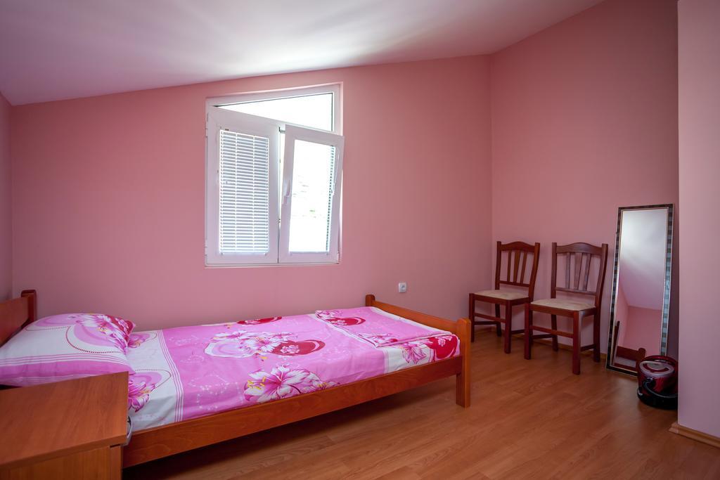Apartment Kandic *